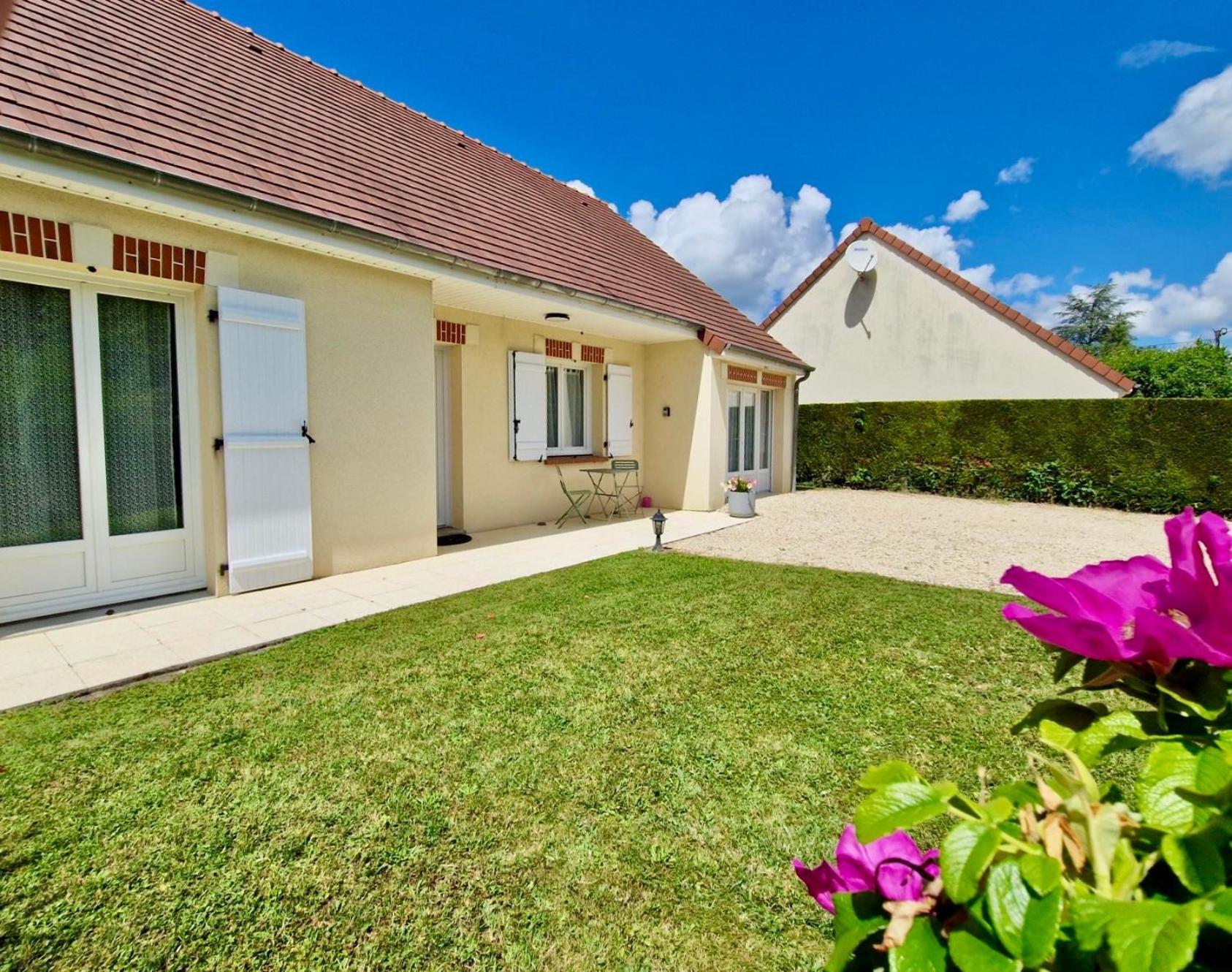 Gite Basilic Saint-Aignan  Buitenkant foto